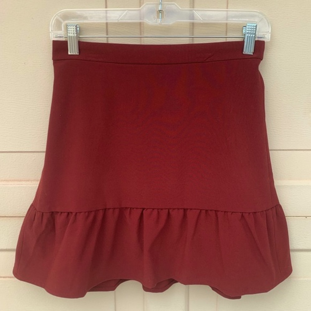 Jcrew factory red ruffle hem mini skirt size 2 stretchy lightweight poly blend